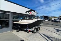 Image for 2019 Sea Ray 190 SPX 4