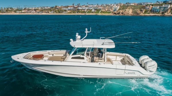 2018 Boston Whaler 380 Outrage image