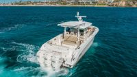 Image for 2018 Boston Whaler 380 Outrage 2