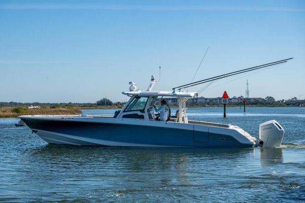 2023 Boston Whaler 380 Outrage image