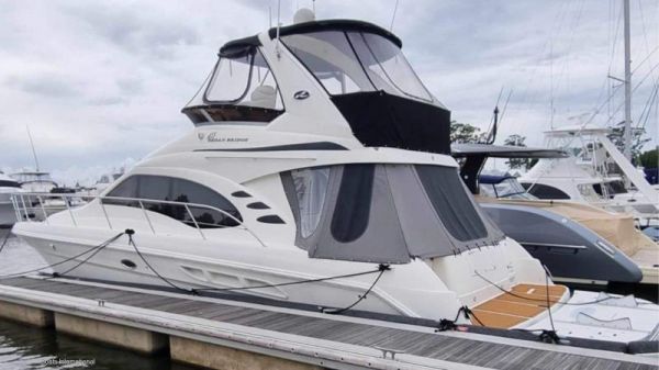 2005 Sea Ray 455 Sedan Bridge image