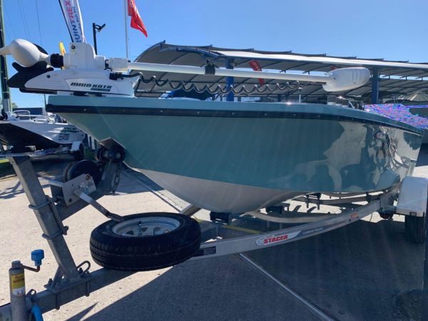 Pre- Owned - 4.5M GALEFORCE - cruise the creeks or the reefs! image