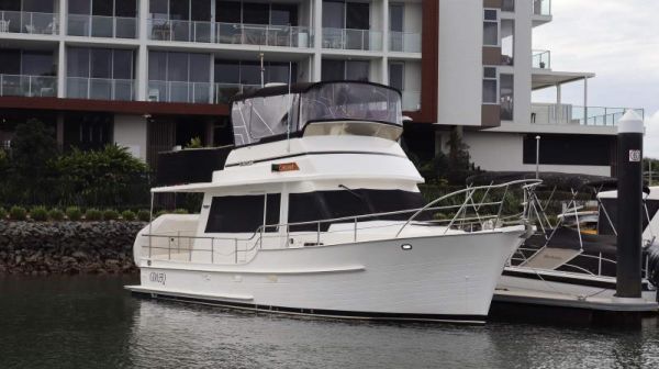 2012 Integrity 350 Mk II Flybridge image