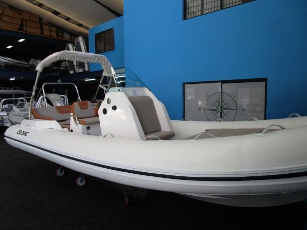 2023 Zodiac Medline 6.8 image