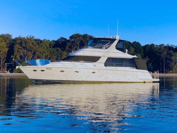 2000 Carver 530 Voyager image