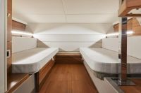 Image for SEA RAY 320 SUNDANCER OB COUPE 33