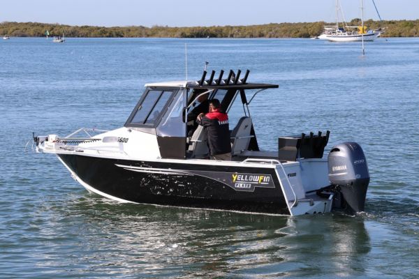Yellowfin 6500 Hard Top Cabin + Yamaha F200hp 4-Stroke - Pack 3 for sale online prices image