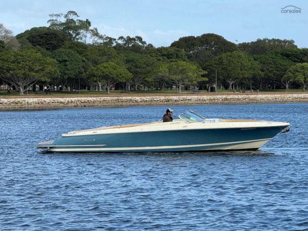 2013 Chris Craft Launch 28 image