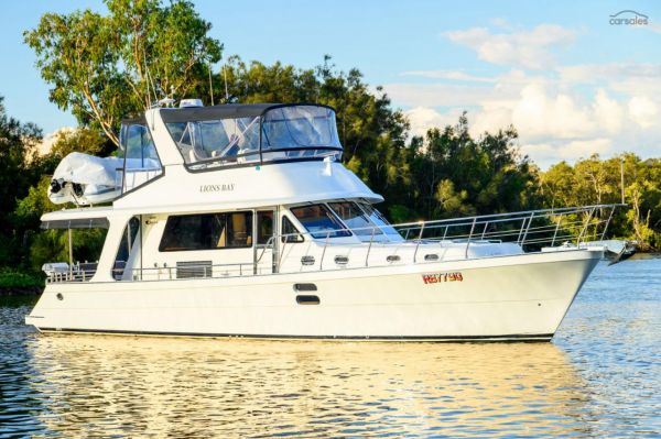 2012 Alaska 46 FLYBRIDGE image