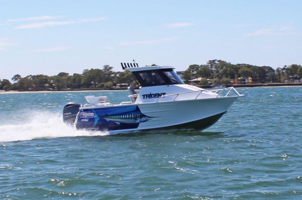 Quintrex 610 Trident Hard Top + Yamaha F175HP 4-Stroke - Pack 3 for sale with online prices image