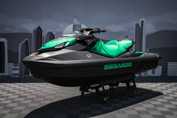 2026 Sea-Doo Gti Se 170 PWC 30TE image