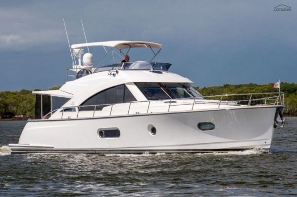 2013 Belize 52 Daybridge image