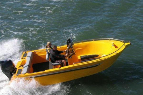 2026 Polycraft 5.99 Frontier Centre Console Monohull 599 image