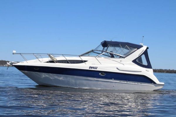 2004 Bayliner 305 Ciera image