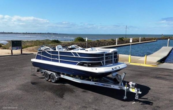 2024 Hurricane Fundeck 236 image