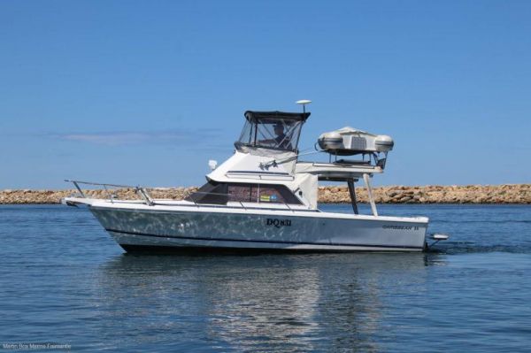 2007 Caribbean 26 Flybridge Cruiser image