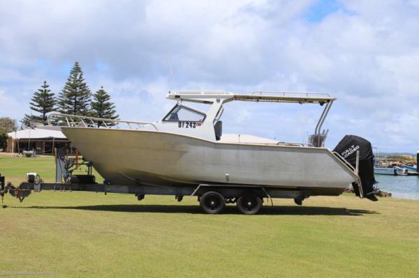 2005 Sea Rider Walkaround image