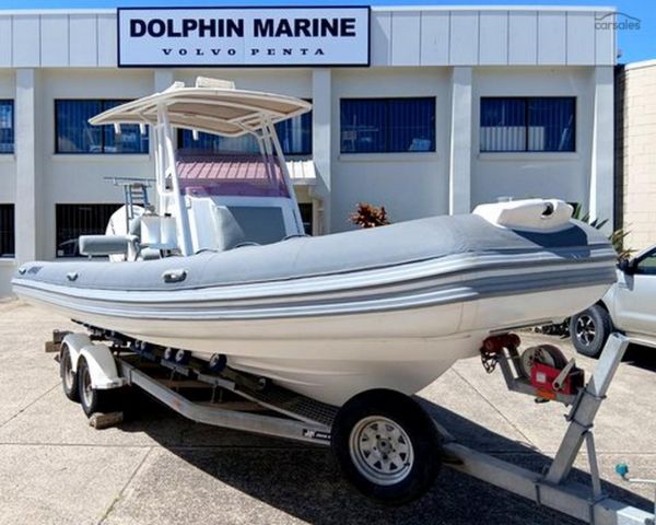 2017 Brig Navigator 700 image