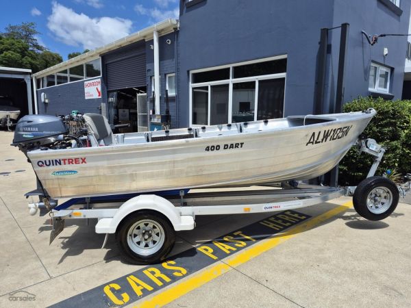 2023 QUINTREX 400 Dart image