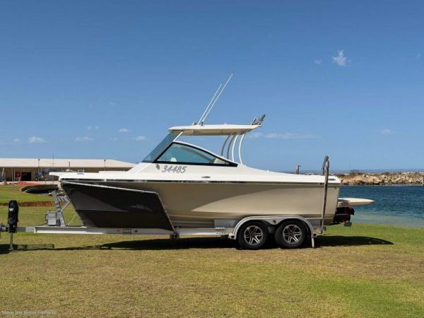 2019 Caribbean Reef Runner 21 image