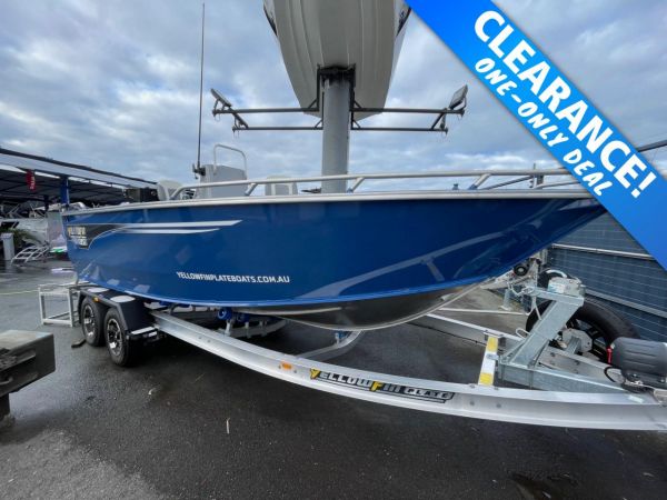 YELLOWFIN 6200 REAR CONSOLE  FOR SALE ONLY $97,000 !!! image