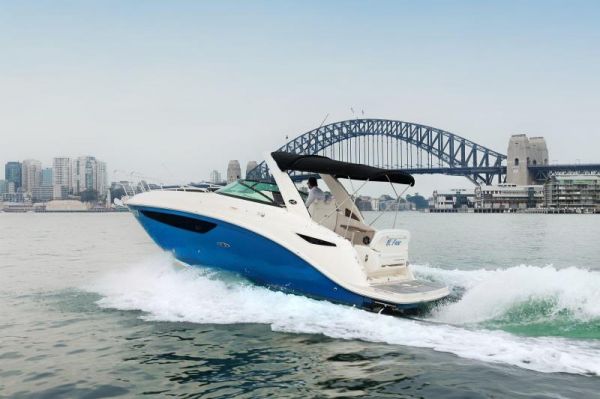 2023 SEA RAY 265 SUNDANCER image