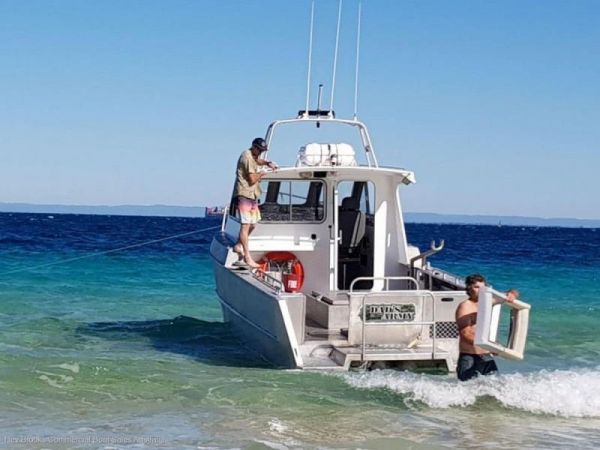 2000 Promarine 8.8 image
