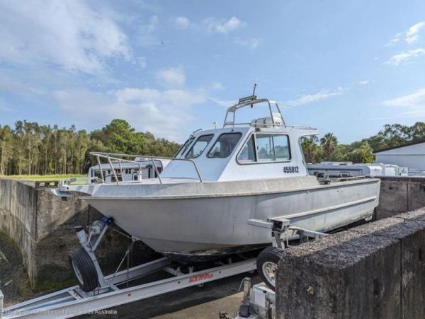 2000 Promarine 8.8 image