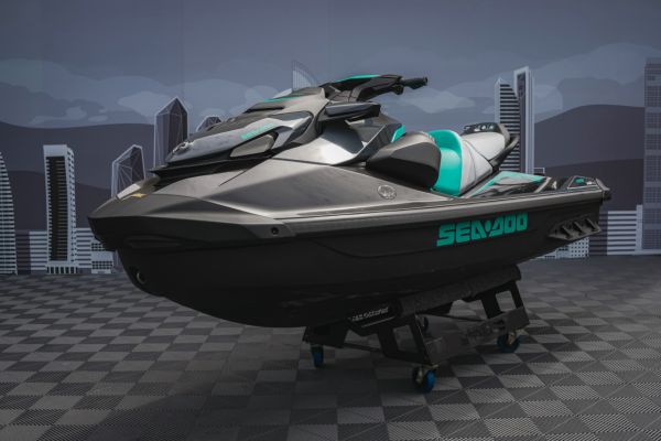 2026 Sea-Doo Gtr 230 POWER-MULTIHULL 36TA image