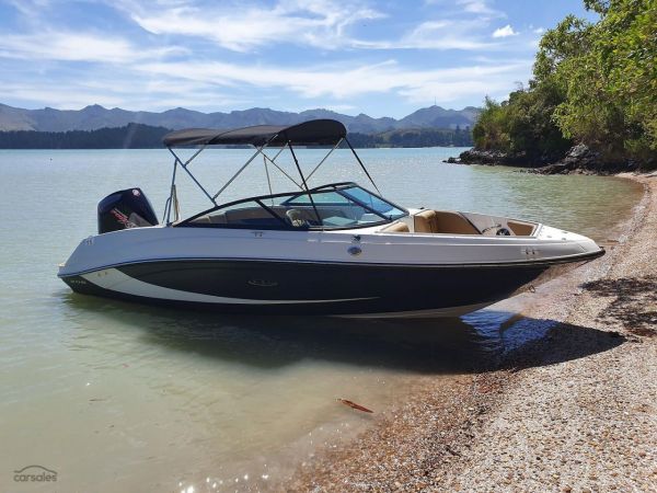 2023 Rae Line 205 OB Bowrider image