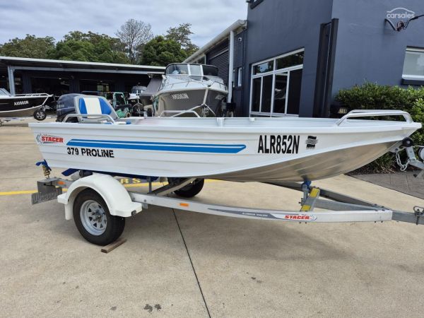 2022 Stacer 379 Proline image