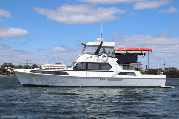1974 Randell 52 Flybridge Cruiser image