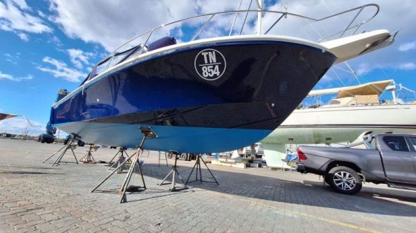 2018 Caribbean 27 Runabout image