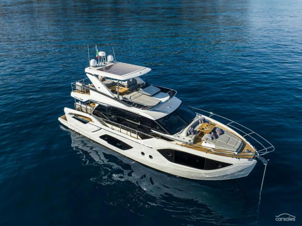 2026 Absolute 52 FLY image