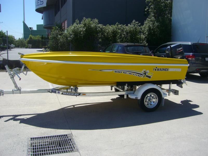 Image for 2024 HAINES HUNTER Seawasp 400 1