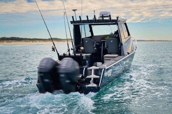 Yellowfin YF-76F (Fishing Edition) Extended Cabin TWIN POD + 2x Yamaha F150hp (300hp) 4-Stroke -PACK 2 FOR SALE image