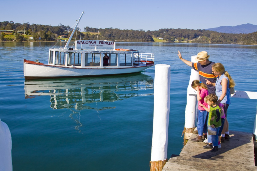 Wagonga Princess cruising along the inlet.