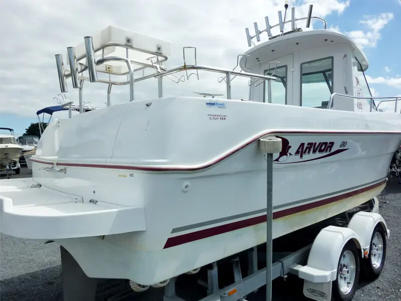 The flat deck space of the Arvor 20 and shaft drive hull make excellent fishing boats