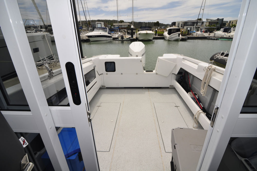Four gunwale hand rails, deep freeboard, side pockets and a convertible workstation with live bait tank