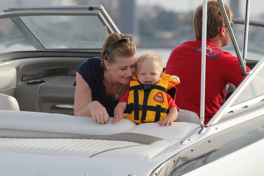 The Yarra is one of the most iconic rivers in Australia, take advantage of the moments with your girls, or groups